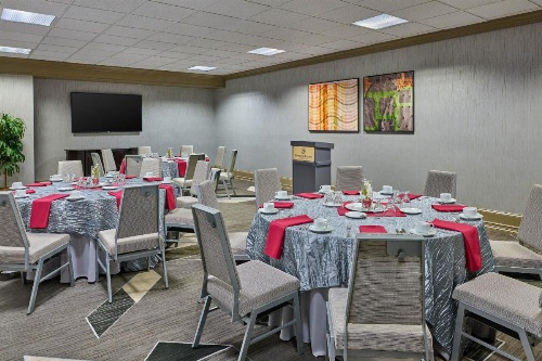 Sheraton Tucson Hotel And Suites image 19